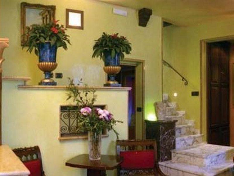 Hotel Vibel Рим Экстерьер фото