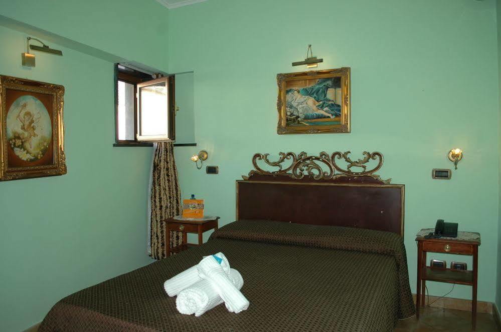 Hotel Vibel Рим Экстерьер фото